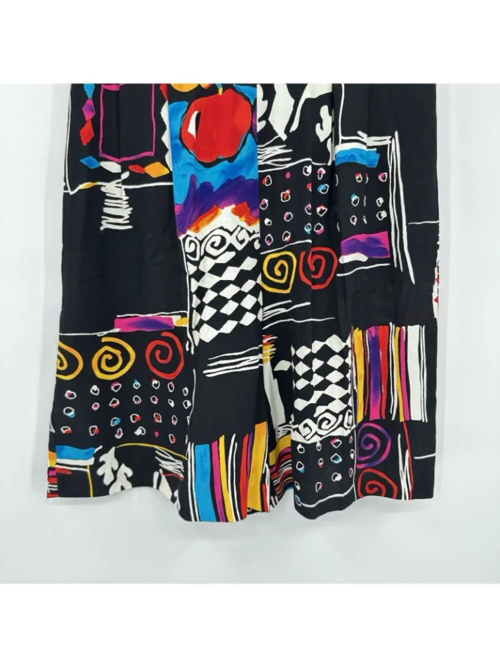 vintage 80s high waisted GRAPHIC PRINT bermuda shorts art teacher downtown girl